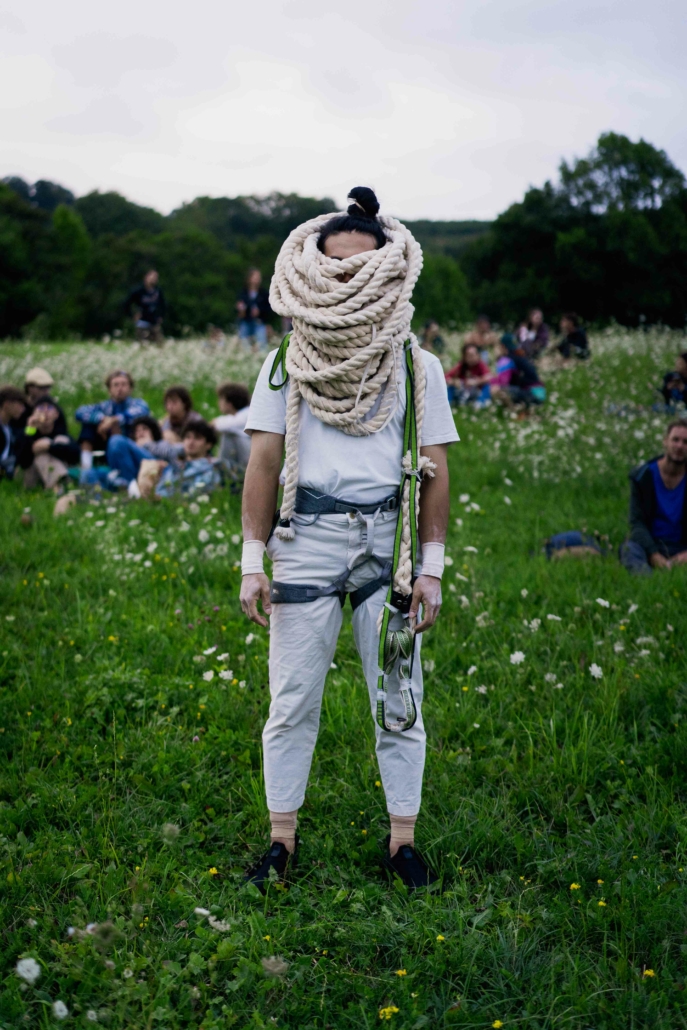 SU:M breath, spectacle du collectif coréen A PERSONS, présent