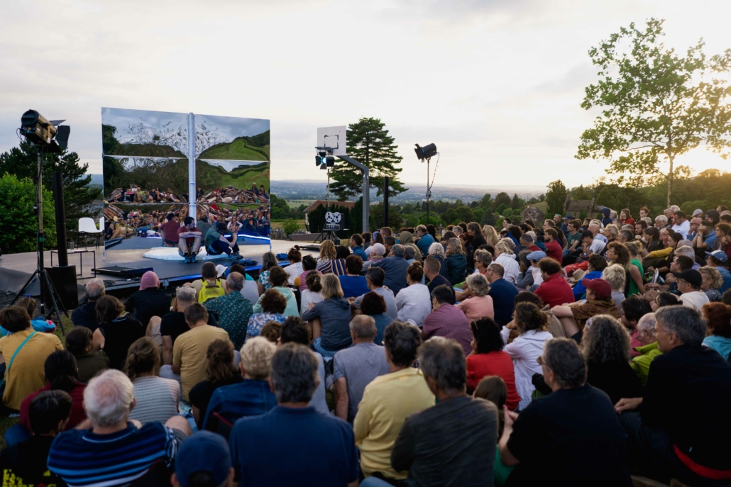 Une ombre vorace, spectacle de Mariano Pensotti Grupo Marea, pr