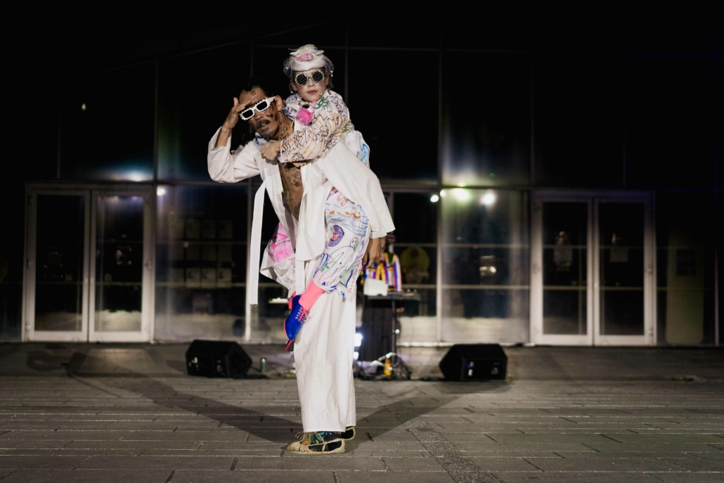 Fever, spectacle du collectif coréen Ambiguous dance company, p